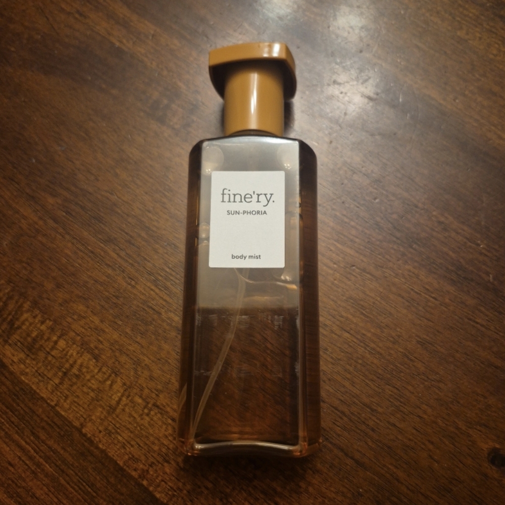 FINE'RY SUN-PHORIA DISCONTINUED